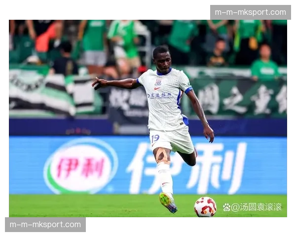 述评：联赛格局初现，海港、泰山、申花形成争冠第一集团