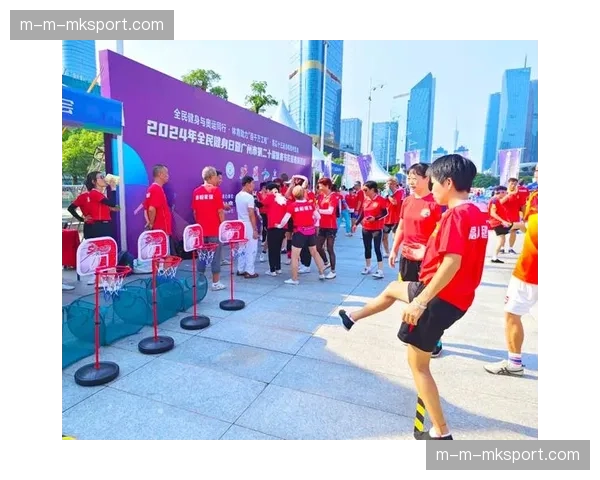 “全民力量挑战”活动在美启动，吸引数千业余爱好者参与